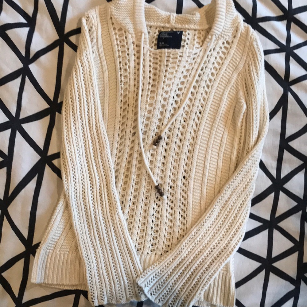 American Eagle sweater